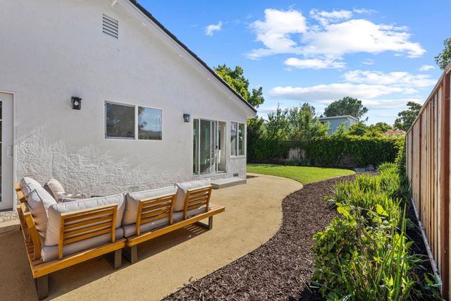 6448 Berwickshire Way, San Jose, CA 95120