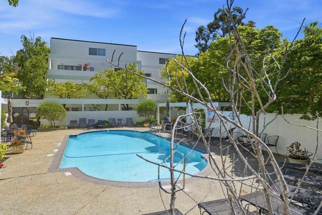 1919 Alameda De Las Pulgas 75, San Mateo, CA 94403