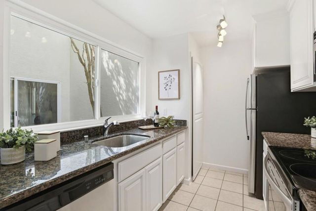 1919 Alameda De Las Pulgas 75, San Mateo, CA 94403