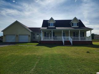 325 Deerfield Circle, Benton, KY 42025