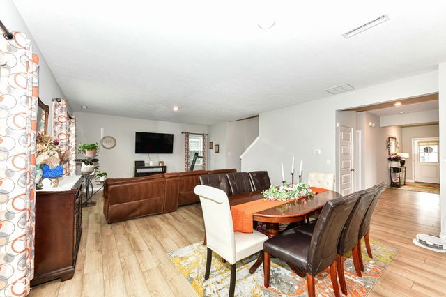 2515 S Carlota Drive, New Palestine, IN 46163
