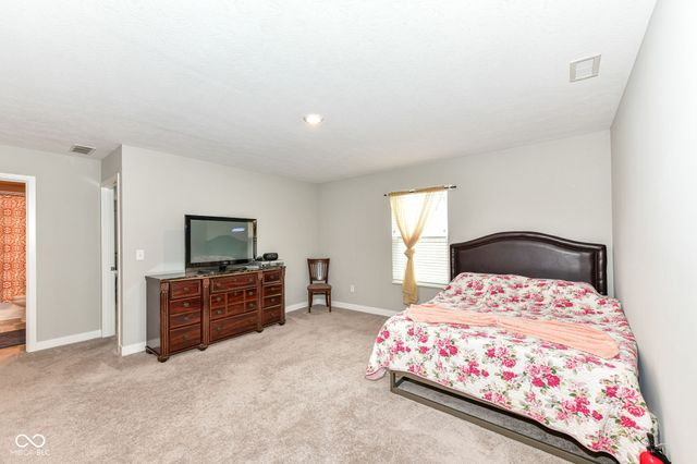 2515 S Carlota Drive, New Palestine, IN 46163