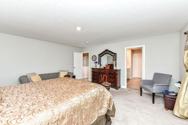 2515 S Carlota Drive, New Palestine, IN 46163