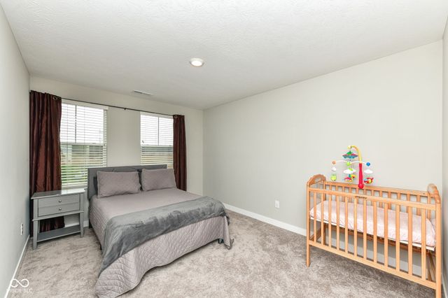 2515 S Carlota Drive, New Palestine, IN 46163