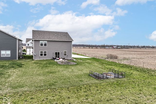 2515 S Carlota Drive, New Palestine, IN 46163