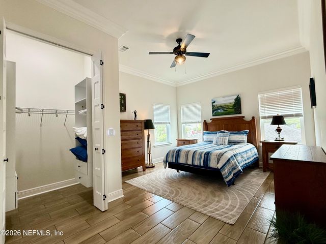 815 S 11TH Avenue S, Jacksonville Beach, FL 32250