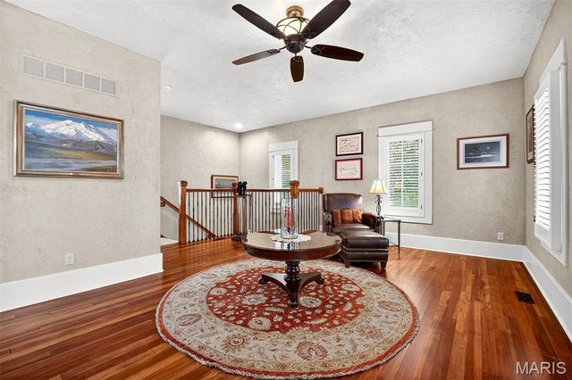 1042 Wings Road, St Albans, MO 63073