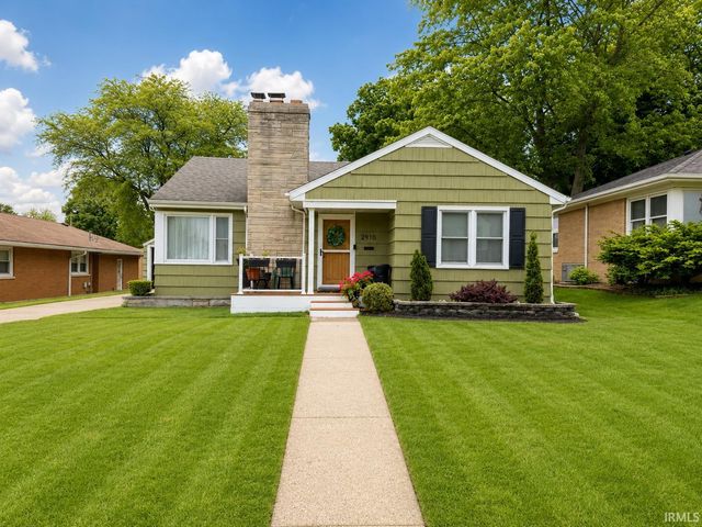 2910 Erskine Boulevard, South Bend, IN 46614