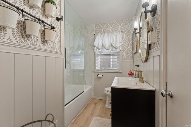 2910 Erskine Boulevard, South Bend, IN 46614