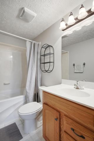 5606 Oldwynne Road, Hilliard, OH 43026