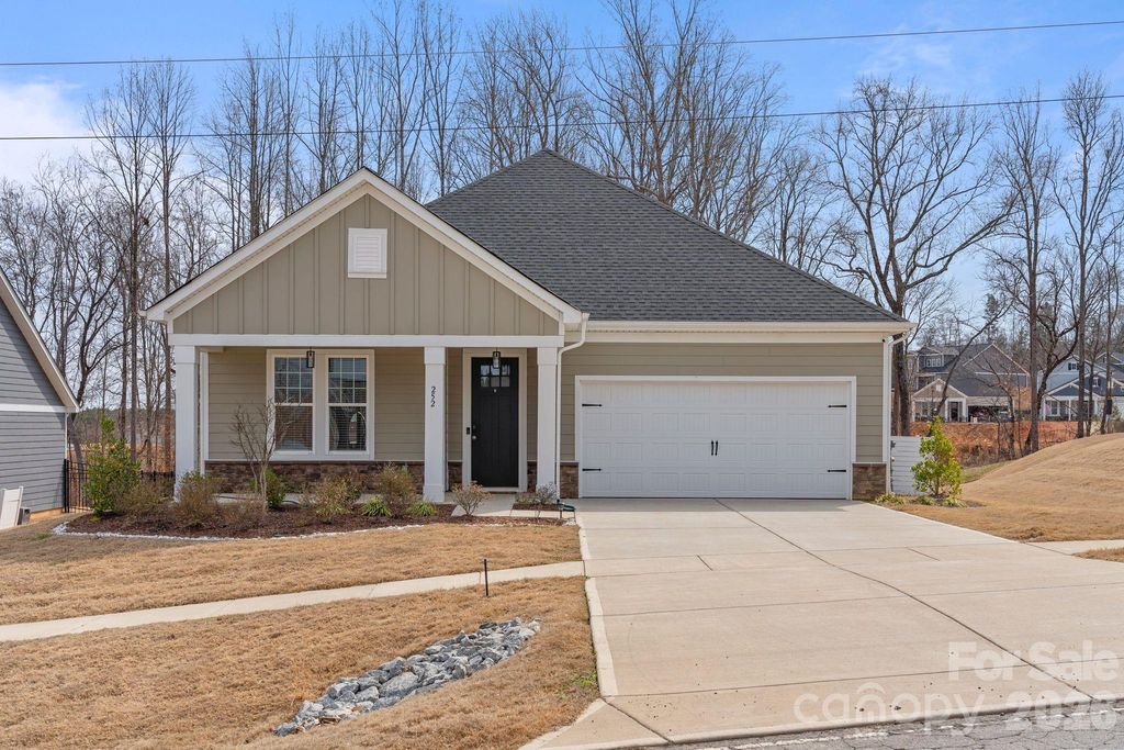 252 Hamrick Road, Cramerton, NC 28032