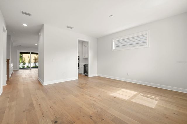 4605 W SAN JOSE STREET, Tampa, FL 33629