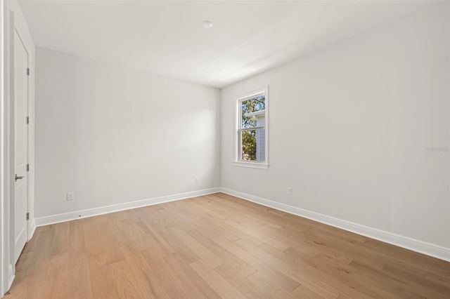 4605 W SAN JOSE STREET, Tampa, FL 33629