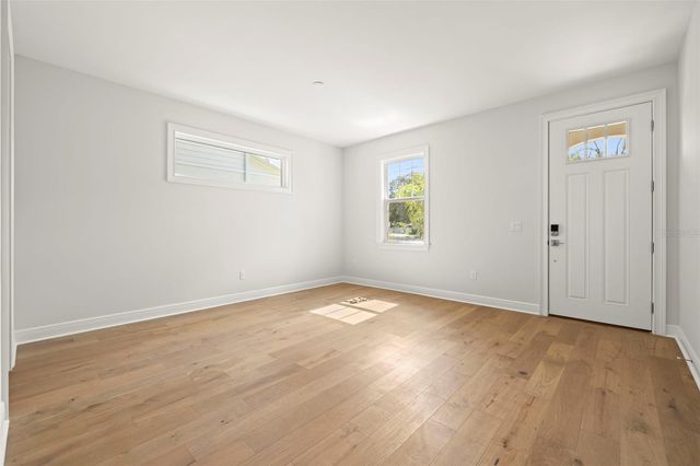 4605 W SAN JOSE STREET, Tampa, FL 33629