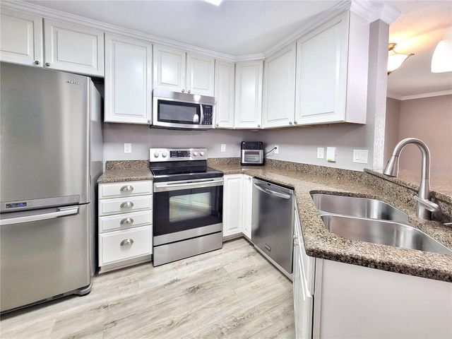3705 SW 27TH STREET 824, Gainesville, FL 32608