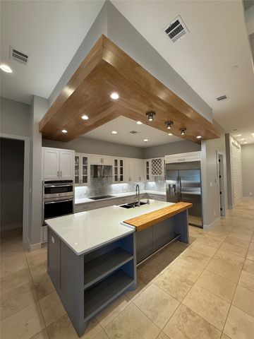 1136 Tealwood Court, Southlake, TX 76092