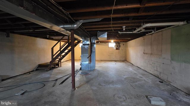 6125 FISHERS STATION RD, Lothian, MD 20711