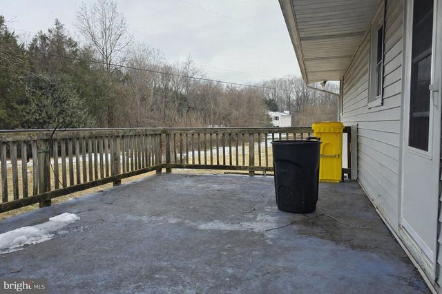 6125 FISHERS STATION RD, Lothian, MD 20711