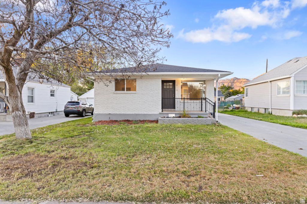 Image 2 of property listing at 674 E 9TH, Ogden, UT 84404