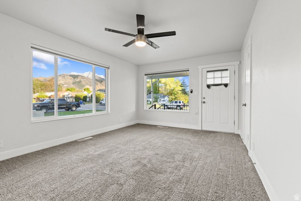 Image 8 of property listing at 674 E 9TH, Ogden, UT 84404