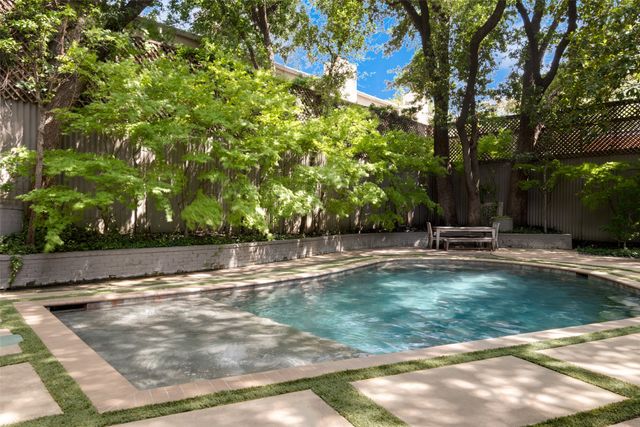 3610 Congress Avenue, Dallas, TX 75219