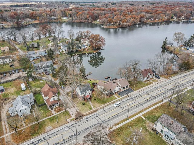 601 N Kalamazoo Street, Paw Paw, MI 49079