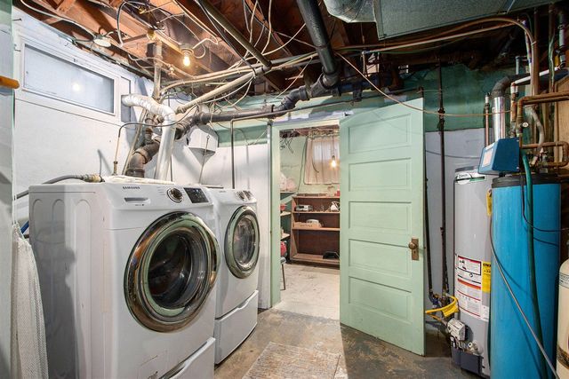 601 N Kalamazoo Street, Paw Paw, MI 49079