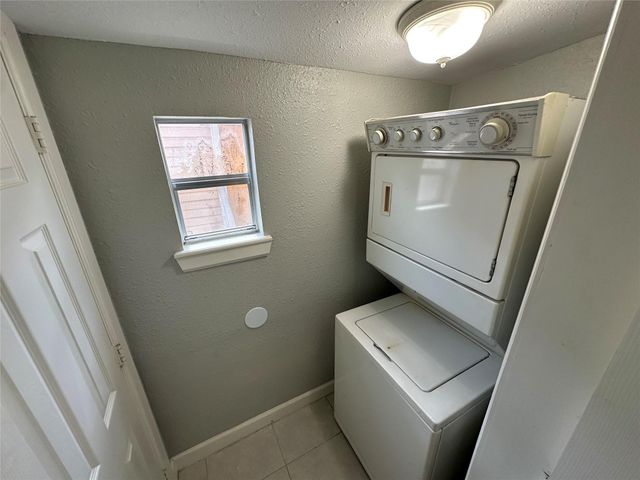 4201 Chapman Street B, Houston, TX 77009