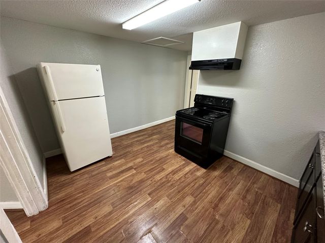 4201 Chapman Street B, Houston, TX 77009