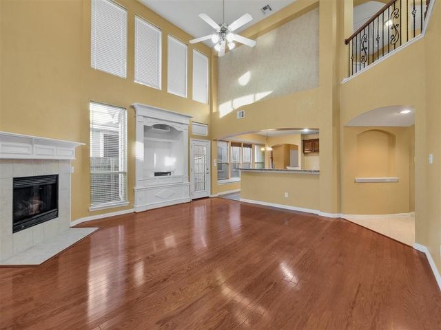 4551 Durrand Drive, Grand Prairie, TX 75052