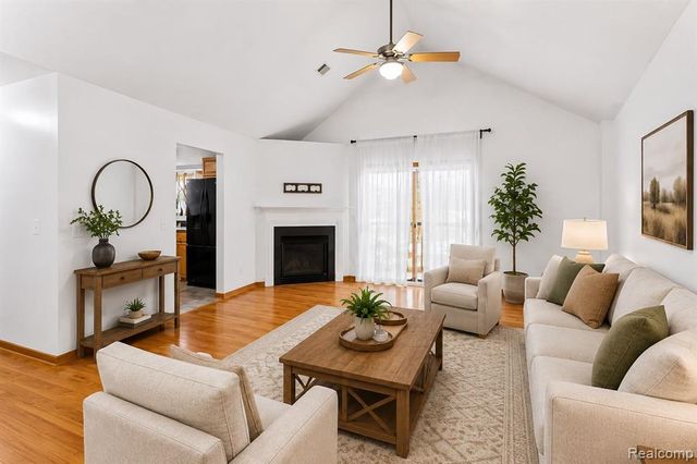 210 Marigold Circle 7, Westland, MI 48185
