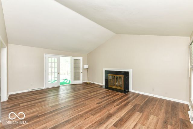3969 Honey Creek Boulevard, Greenwood, IN 46143