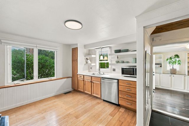 126 N Roosevelt Road, Evansdale, IA 50707