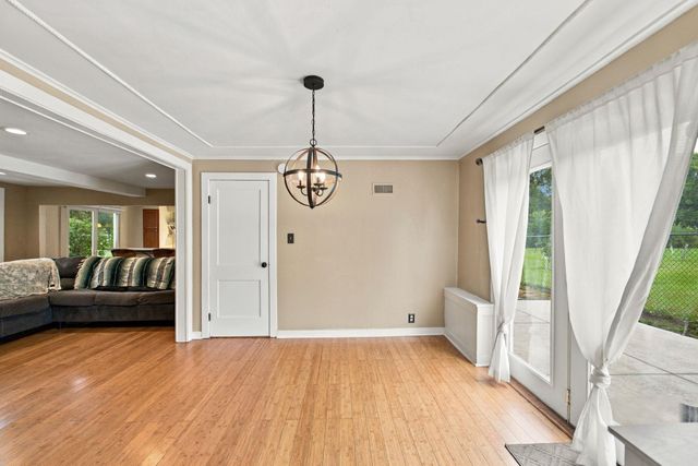 126 N Roosevelt Road, Evansdale, IA 50707
