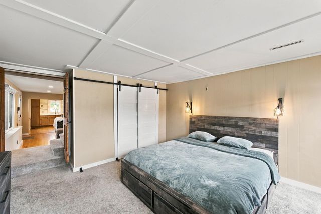 126 N Roosevelt Road, Evansdale, IA 50707