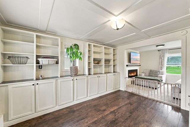 126 N Roosevelt Road, Evansdale, IA 50707