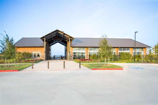 2827 Orange Leaf Drive, Fulshear, TX 77423