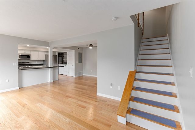 124 Greenbrook Ll 124, Stoughton, MA 02072