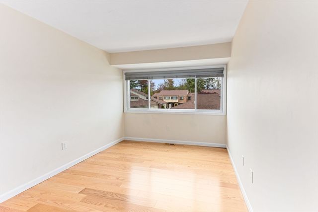 124 Greenbrook Ll 124, Stoughton, MA 02072