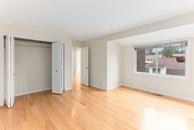 124 Greenbrook Ll 124, Stoughton, MA 02072