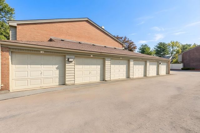 124 Greenbrook Ll 124, Stoughton, MA 02072