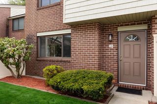 124 Greenbrook Ll 124, Stoughton, MA 02072