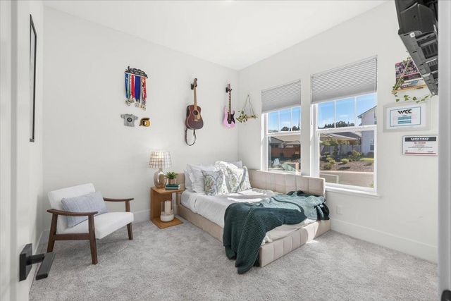 3310 Foxmore Ln, Rescue, CA 95672