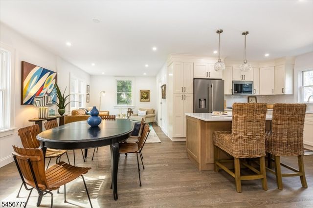 343 Meadowbrook Ln, South Orange Village Twp., NJ 07079