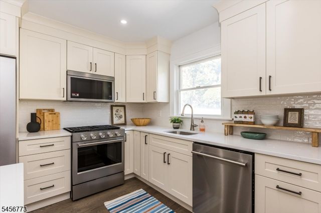 343 Meadowbrook Ln, South Orange Village Twp., NJ 07079