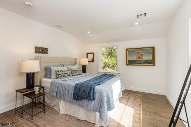 343 Meadowbrook Ln, South Orange Village Twp., NJ 07079