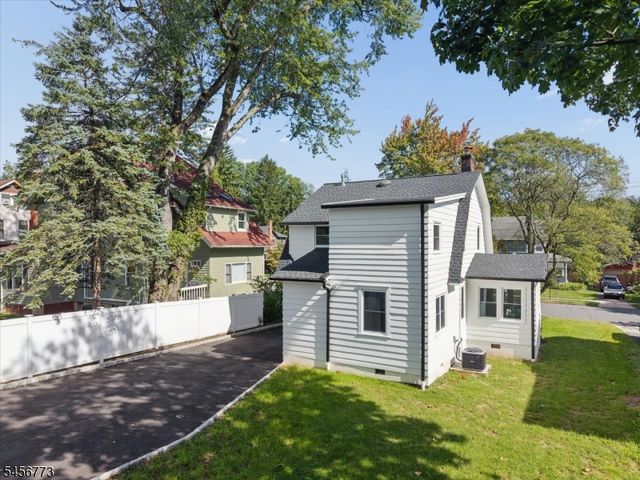 343 Meadowbrook Ln, South Orange Village Twp., NJ 07079