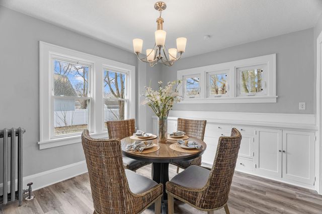 2723 Queen Avenue N, Minneapolis, MN 55411