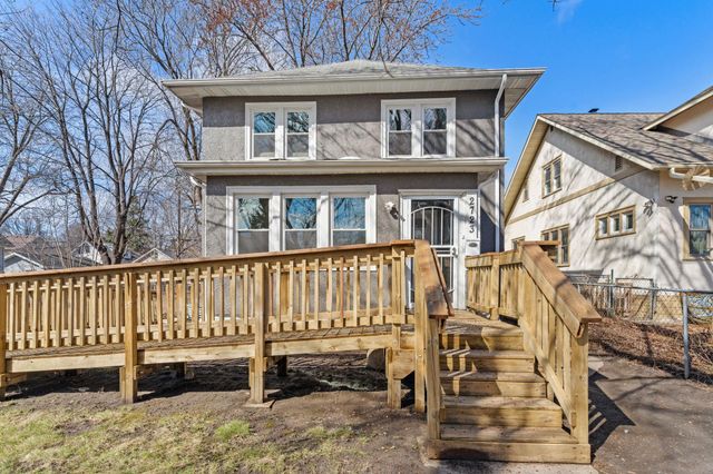 2723 Queen Avenue N, Minneapolis, MN 55411