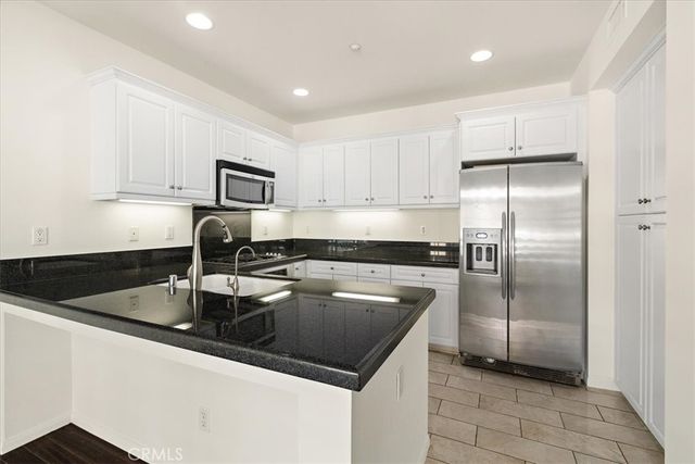 1800 Oak Street 319, Torrance, CA 90501